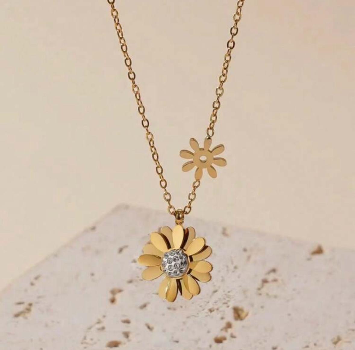 DUO COLLAR + ARETE DE FLOR