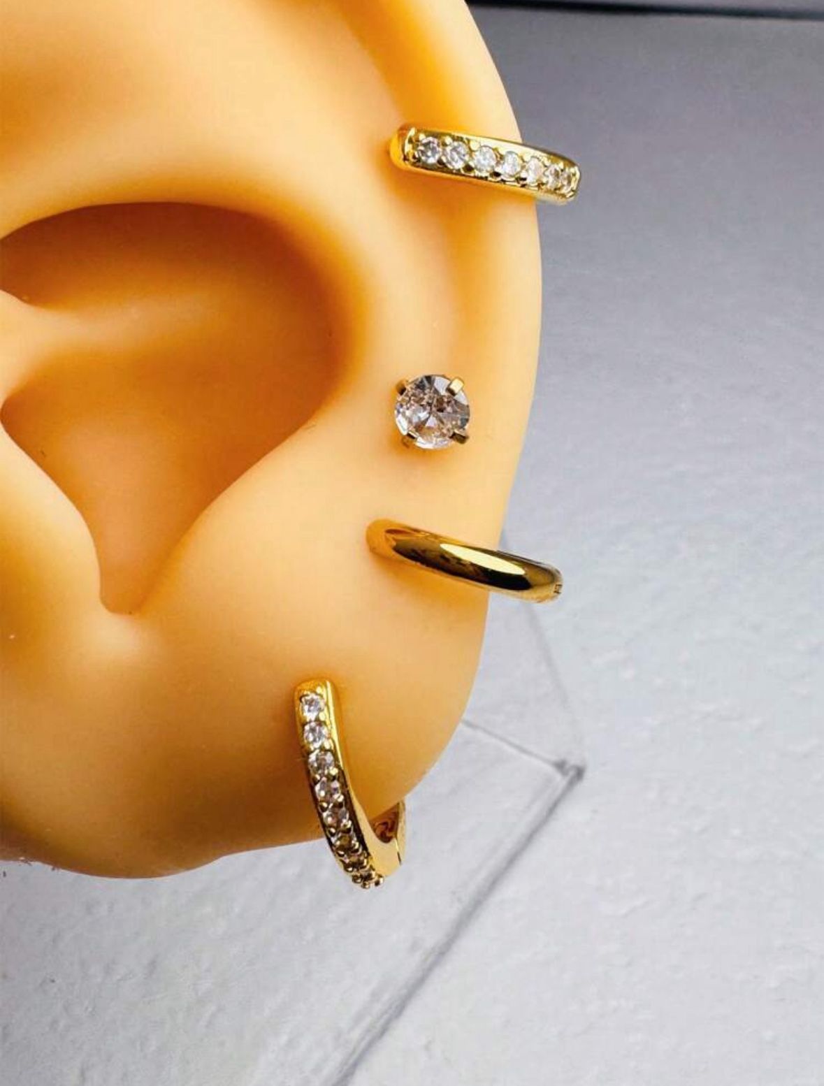 PACK DE ARETES CON PIEDRAS