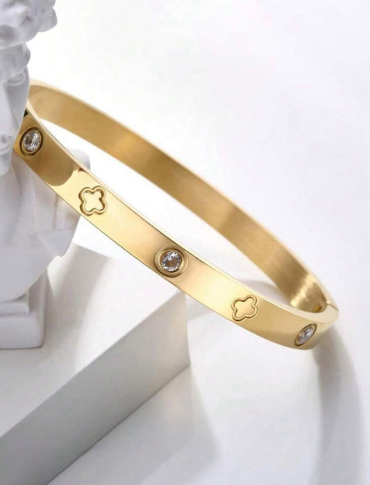 BRAZALETE CON PIEDRAS